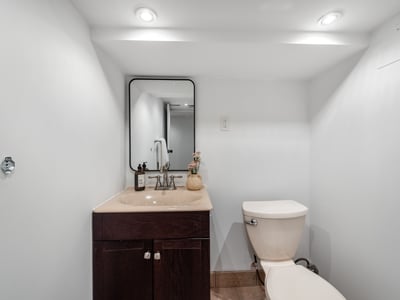144 Floyd Ave., East York, ON