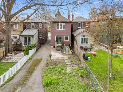 144 Floyd Ave., East York, ON