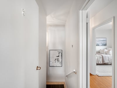25 Stavely Ave., Toronto, ON
