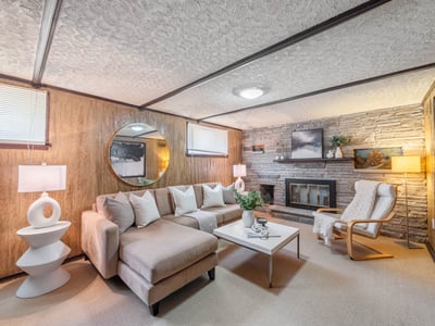 25 Stavely Ave., Toronto, ON