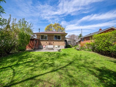 25 Stavely Ave., Toronto, ON
