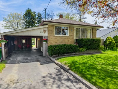 25 Stavely Ave., Toronto, ON