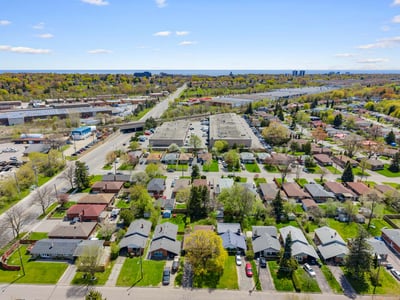 25 Stavely Ave., Toronto, ON