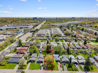 25 Stavely Ave., Toronto, ON