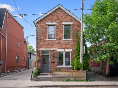 4 Whitaker Ave., Toronto, ON