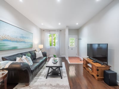 251A Chisholm Ave., East York, ON