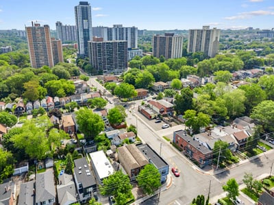 251A Chisholm Ave., East York, ON
