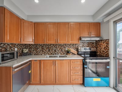 37-7500 Goreway Dr., Mississauga, ON