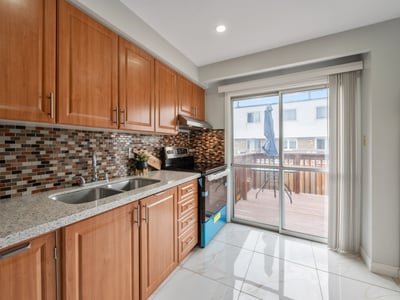 37-7500 Goreway Dr., Mississauga, ON