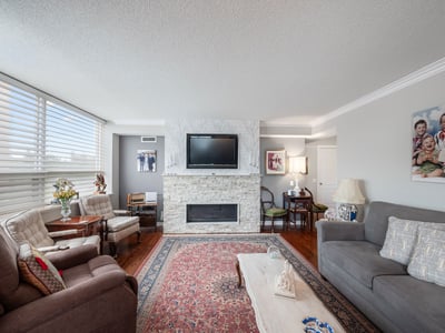309-265 Ridley Blvd., Toronto, ON