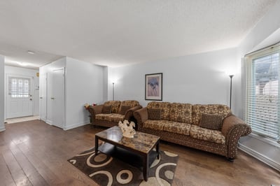 4 Sunshine Dr., Richmond Hill, ON