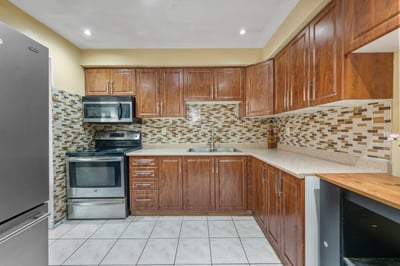 4 Sunshine Dr., Richmond Hill, ON