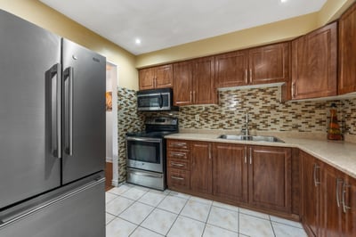 4 Sunshine Dr., Richmond Hill, ON