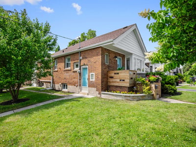 585 O'Connor Dr., East York, ON