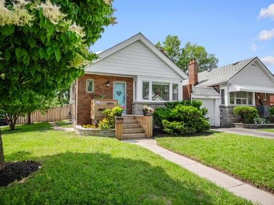 585 O'Connor Dr., East York, ON