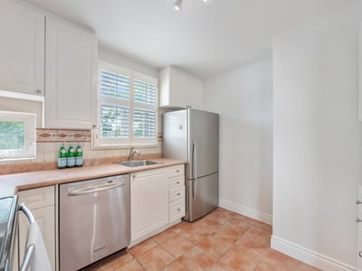 585 O'Connor Dr., East York, ON