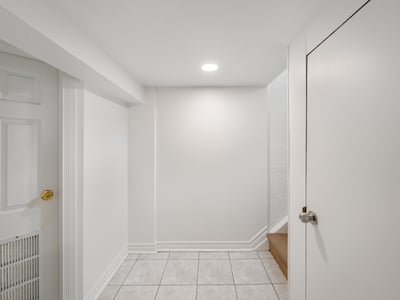 585 O'Connor Dr., East York, ON