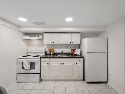 585 O'Connor Dr., East York, ON