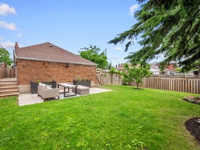585 O'Connor Dr., East York, ON