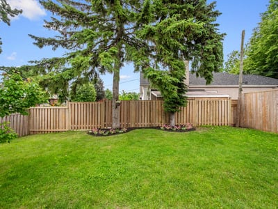 585 O'Connor Dr., East York, ON