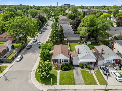 585 O'Connor Dr., East York, ON