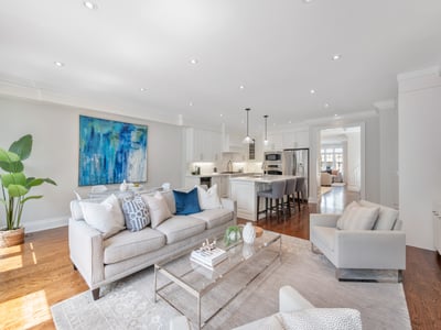 39 Glenforest Rd., Toronto, ON