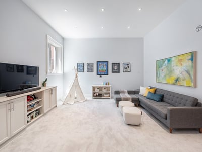 39 Glenforest Rd., Toronto, ON