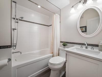 39 Glenforest Rd., Toronto, ON