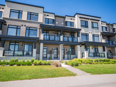 403-2550 Castlegate Crossing, Pickering, ON
