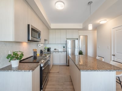 403-2550 Castlegate Crossing, Pickering, ON