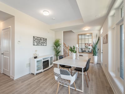 403-2550 Castlegate Crossing, Pickering, ON