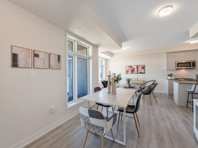 403-2550 Castlegate Crossing, Pickering, ON