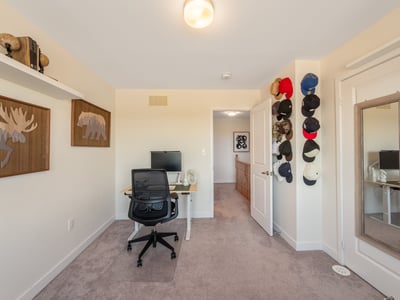 403-2550 Castlegate Crossing, Pickering, ON