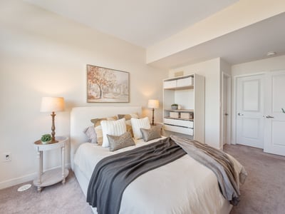 403-2550 Castlegate Crossing, Pickering, ON