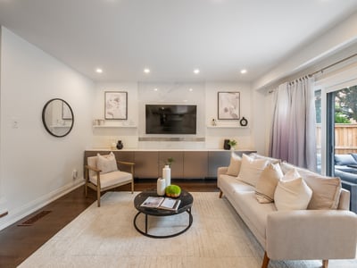 216 Huntsmill Blvd., Scarborough, ON