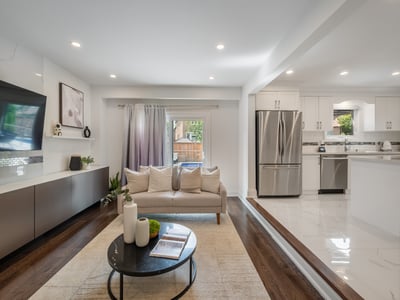 216 Huntsmill Blvd., Scarborough, ON