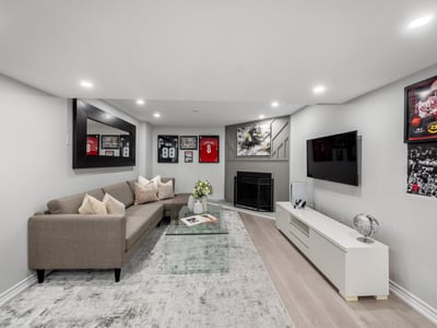 216 Huntsmill Blvd., Scarborough, ON