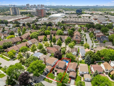 216 Huntsmill Blvd., Scarborough, ON