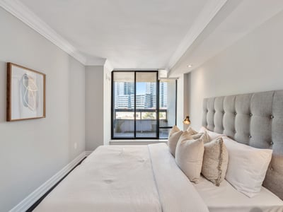 503-7460 Bathurst St., Vaughan, ON