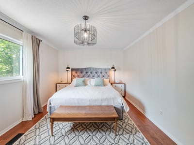 196 Billings Cres., Newmarket, ON