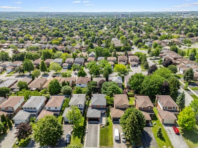 196 Billings Cres., Newmarket, ON