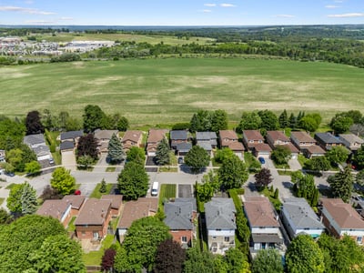 196 Billings Cres., Newmarket, ON