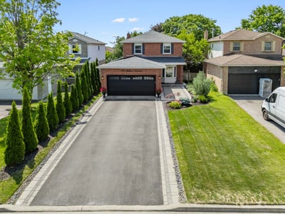 196 Billings Cres., Newmarket, ON