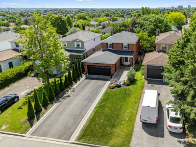 196 Billings Cres., Newmarket, ON