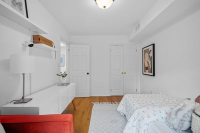 722F Kingston Rd., Toronto, ON