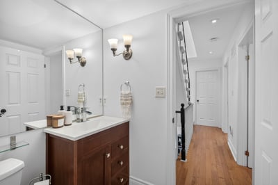 722F Kingston Rd., Toronto, ON