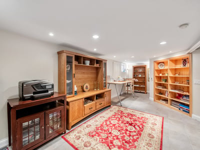 4 Kimbourne Ave., East York, ON