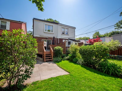 4 Kimbourne Ave., East York, ON