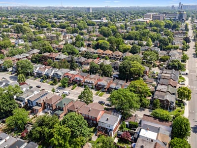 4 Kimbourne Ave., East York, ON