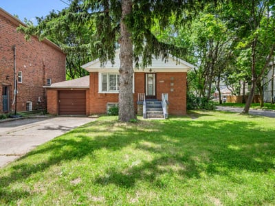 12 Graymar Ave., North York, ON